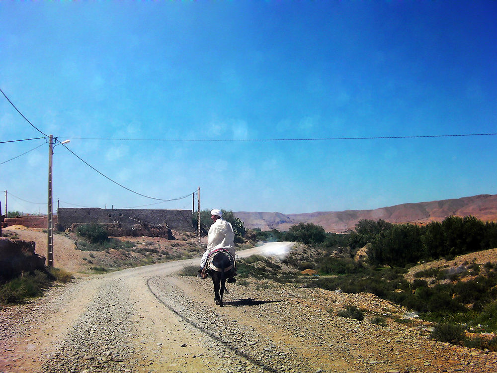 A la campagne près de Midelt dans le Moyen Atlas