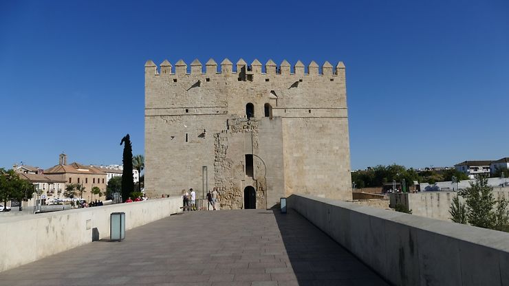 Torre de la Calahorra - EZILDA