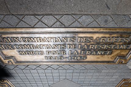 Plaque commémorative, Arc de Triomphe