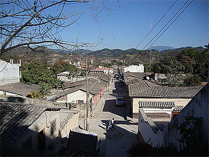 Vue de la ville coloniale de Gracias