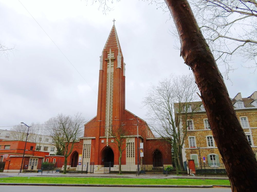 Façade de l'église Saint Antoine de Padoue 