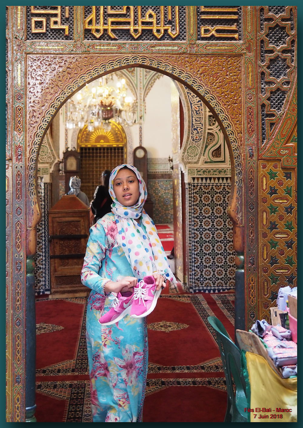 Fès ; A la porte de la zaouïa de Moulay Idriss II