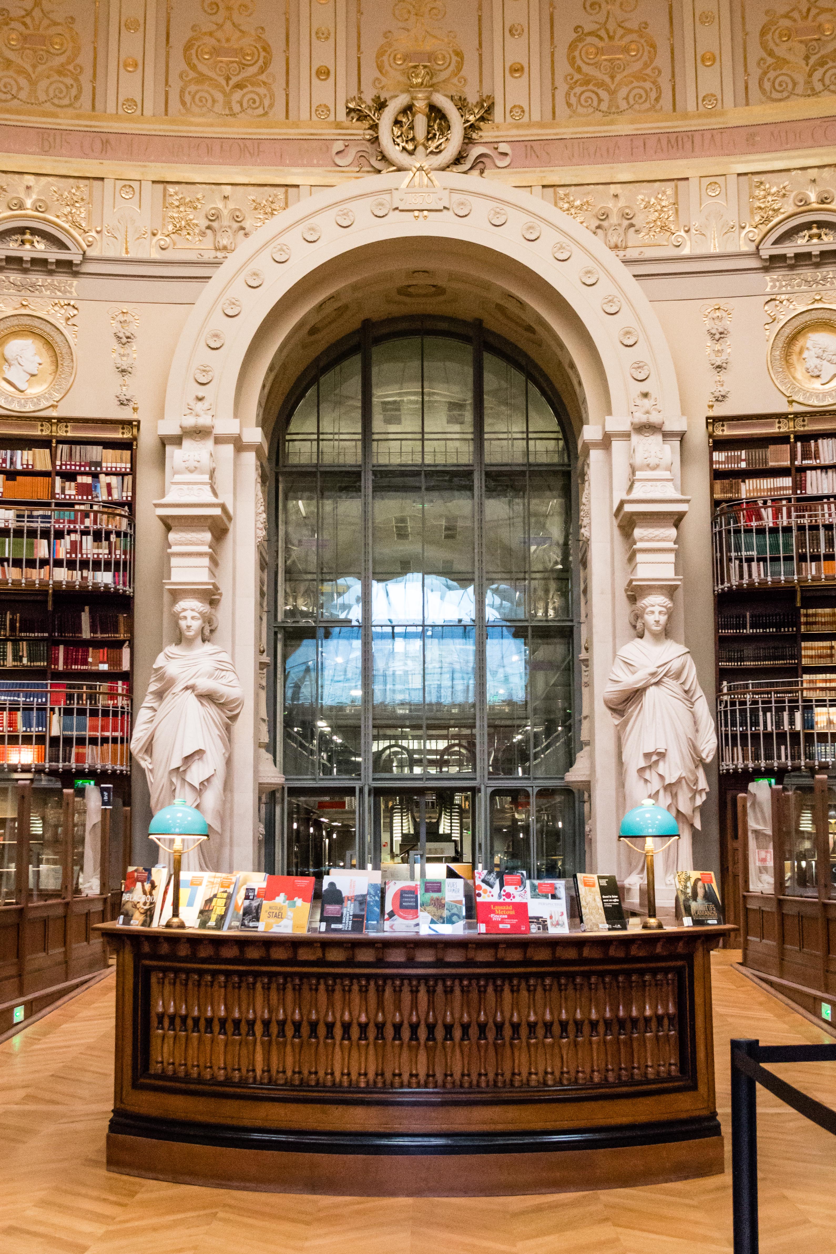 Les cariatides de la Salle Labrouste Les cariatides de la Salle Labrouste