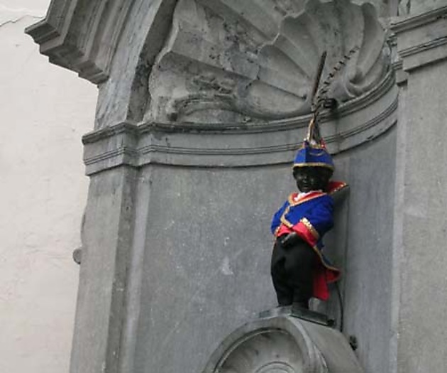 Manneken Pis Statues Manneken Pis Pentagone Bruxelles