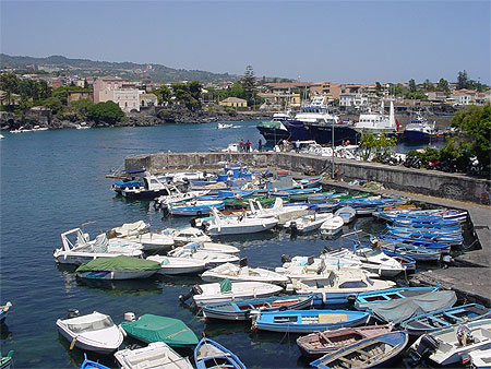 Le port d'Ognina Le port d'Ognina