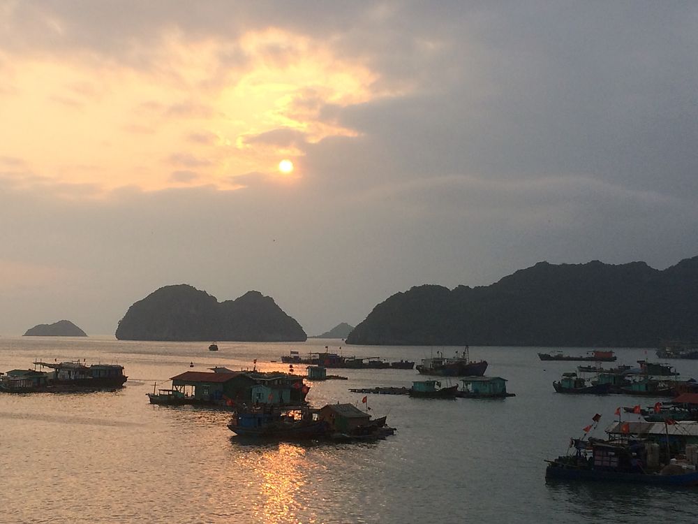 Coucher de soleil sur Cat Ba