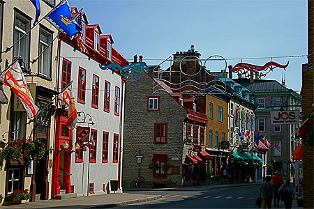 Québec-le vieux- rue saint Louis Québec-le vieux- rue saint Louis