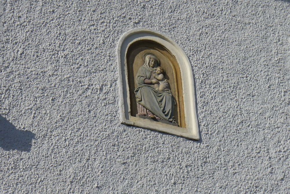 Madonne sur une façade