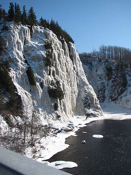 Cascade de glace à Rivière-du-Loup