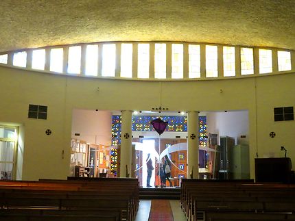 Intérieur de l'église Notre-Dame, Buttes-Chaumont