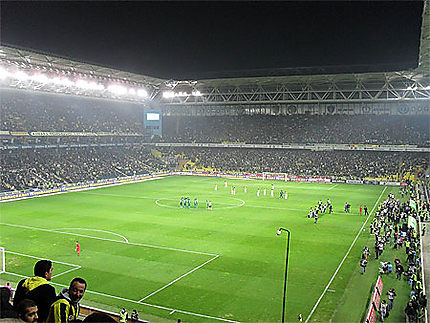 Un soir de match dans le stade du Fenerbahçe