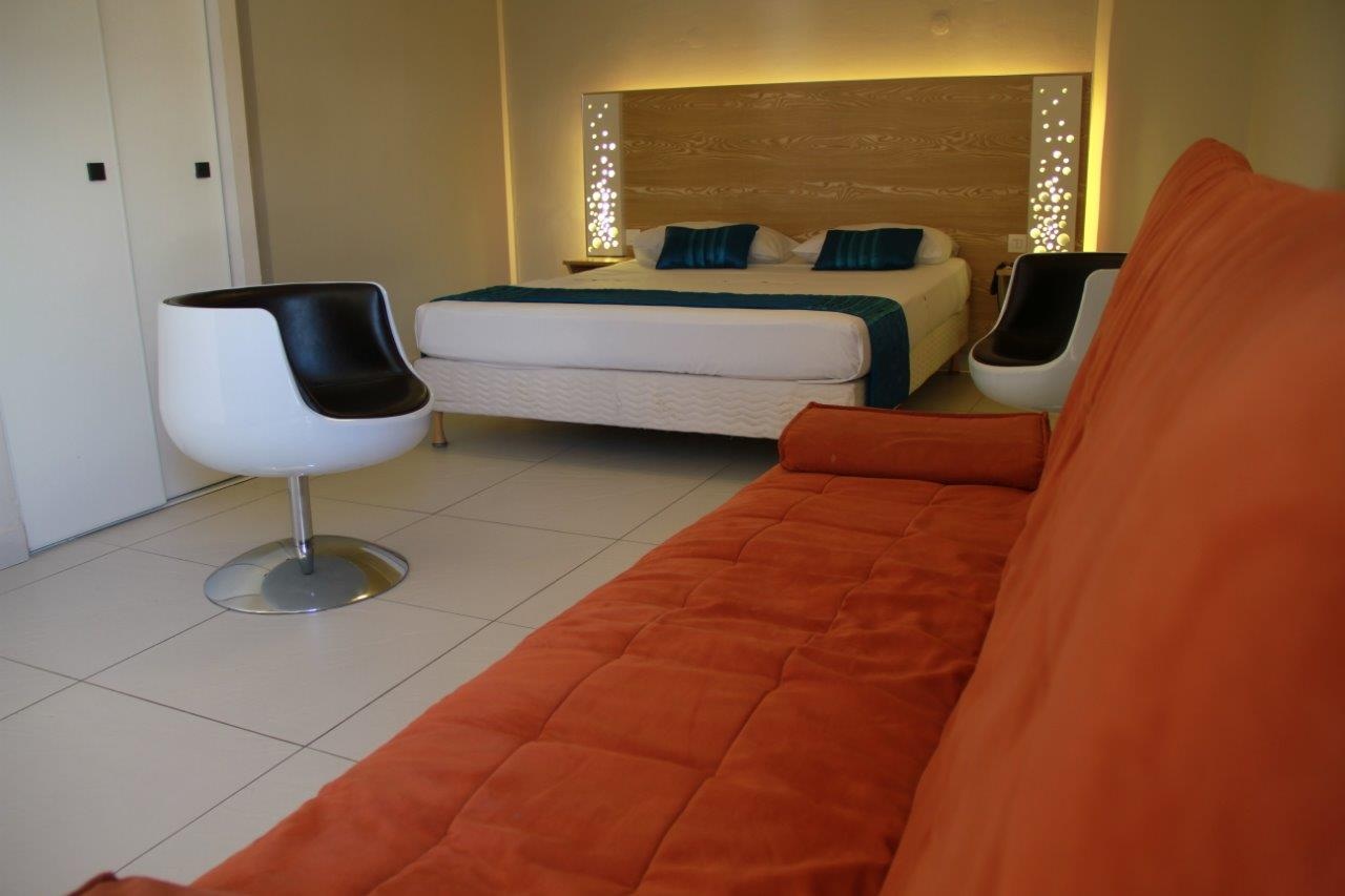 Select Hotel