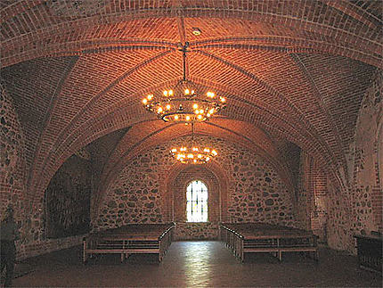 Salle voutée du chateau de Trakaï