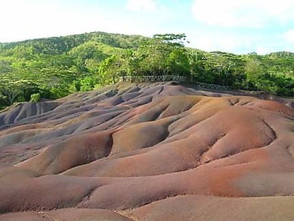 Terres de couleur à Chamarel