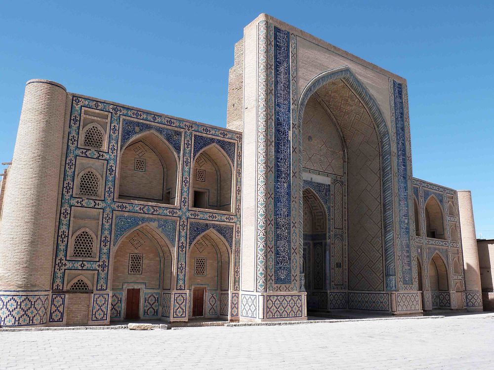 Madrasa Ulugh Beg