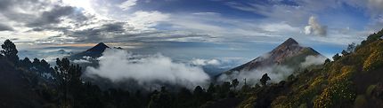 Panorama au sommet de l'Acatenango