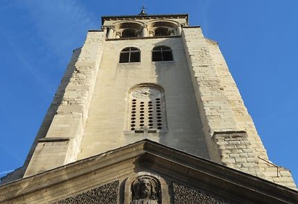 Le clocher de Saint Germain des Prés