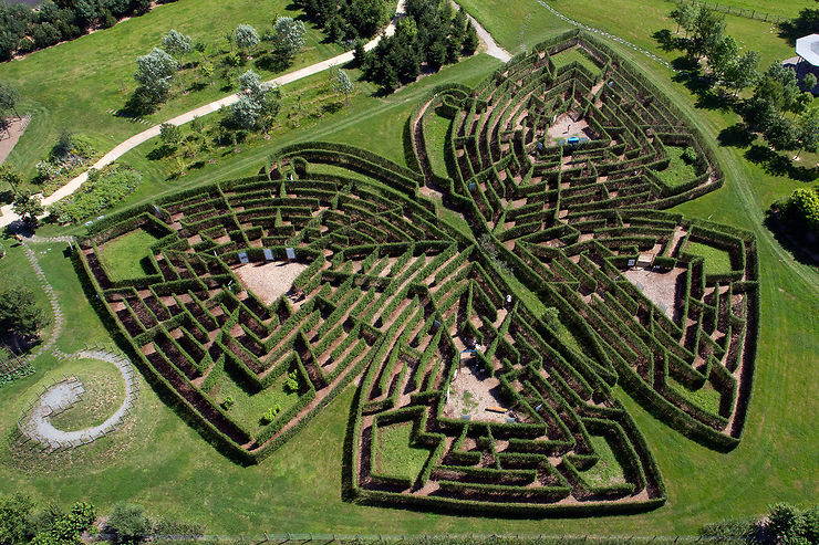 Un labyrinthe sur les traces de Colette