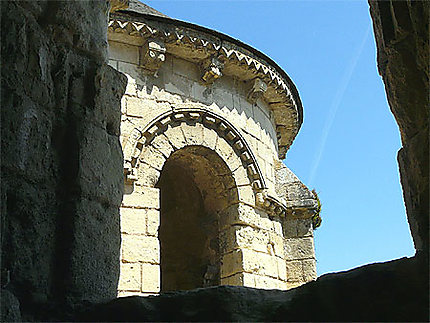 Eglise romane du Prieuré St-Côme