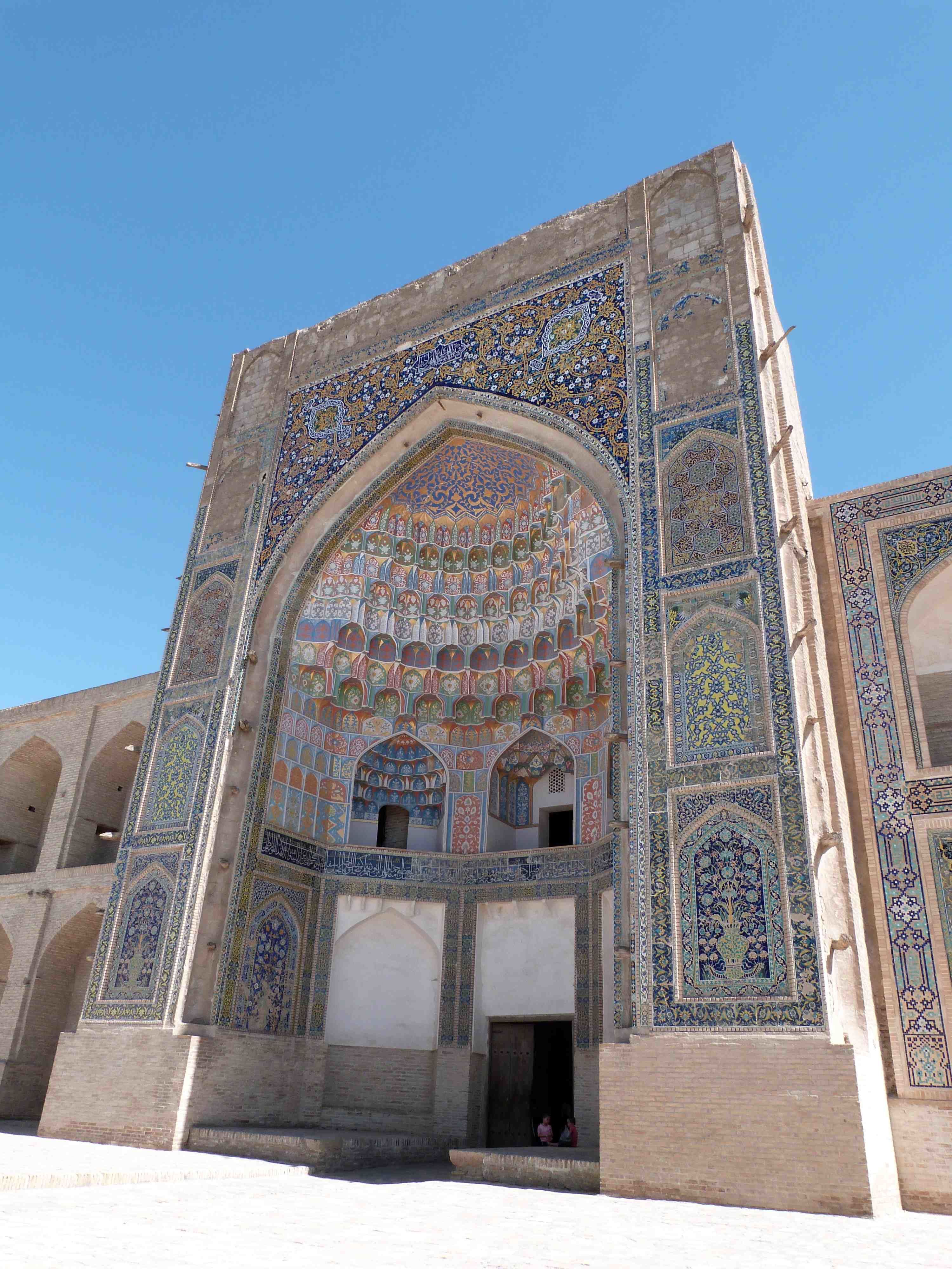 Madrasa Abdullaziz Khan - Porte