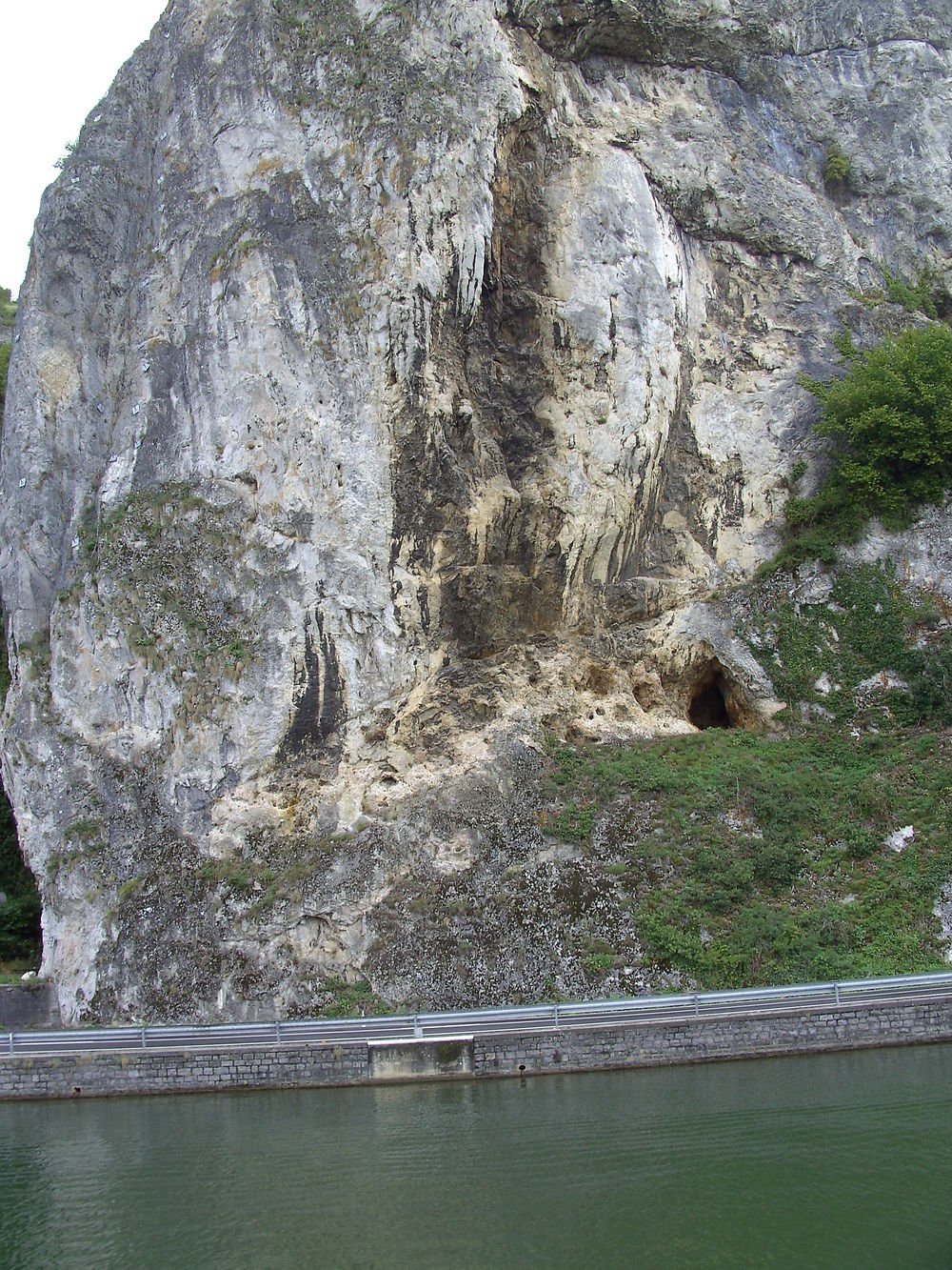 Dinant bord de Meuse