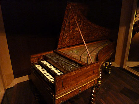 Vieux clavecin Vieux clavecin