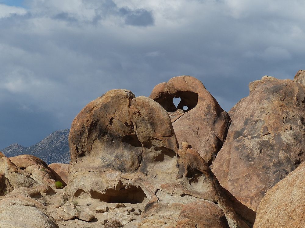 Alabama hills, love!