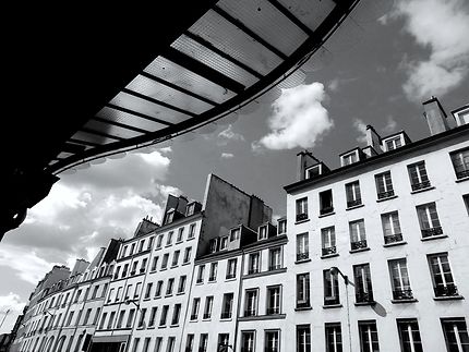 Immeubles anciens d'un vieux Paris