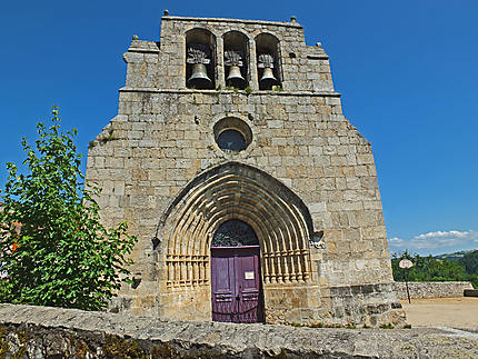L'église de Salettes
