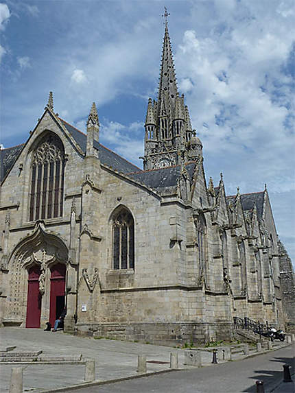 La basilique Notre-Dame-du-Roncier