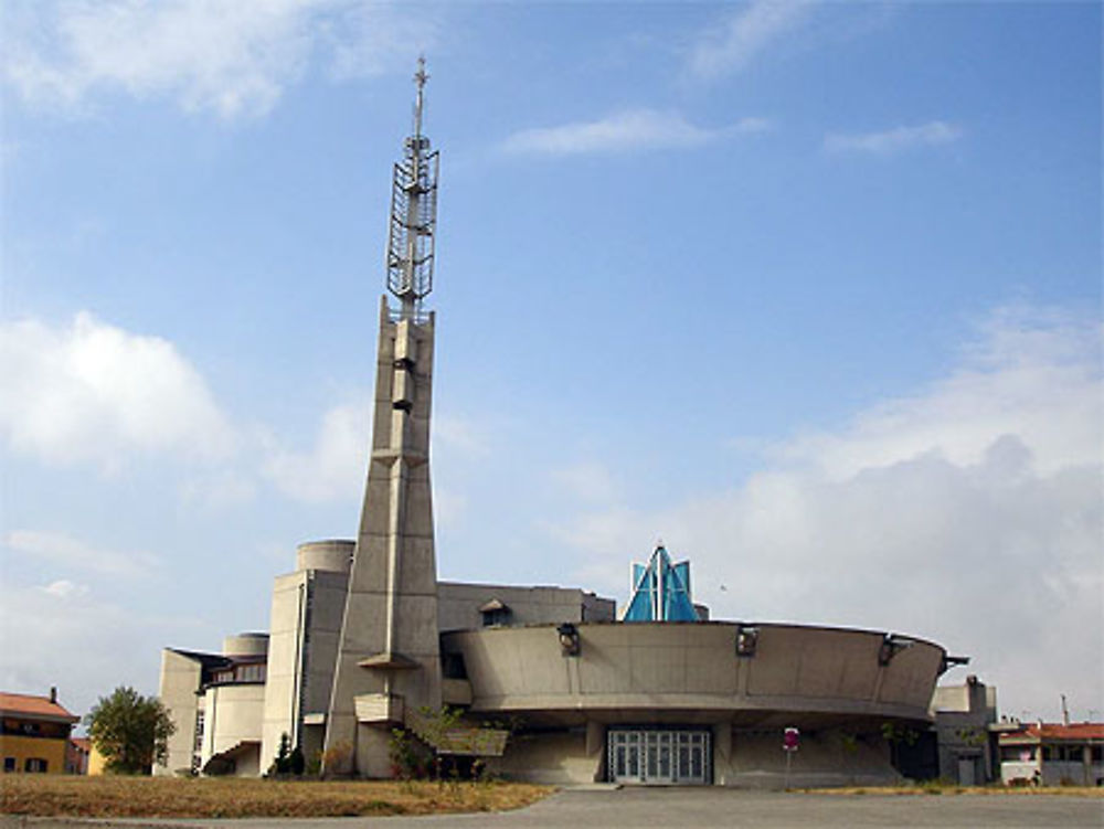 L'église du nouveau village de Bisaccia