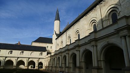 Cloître de l'Abbaye de Notre Dame de Fontevreaud