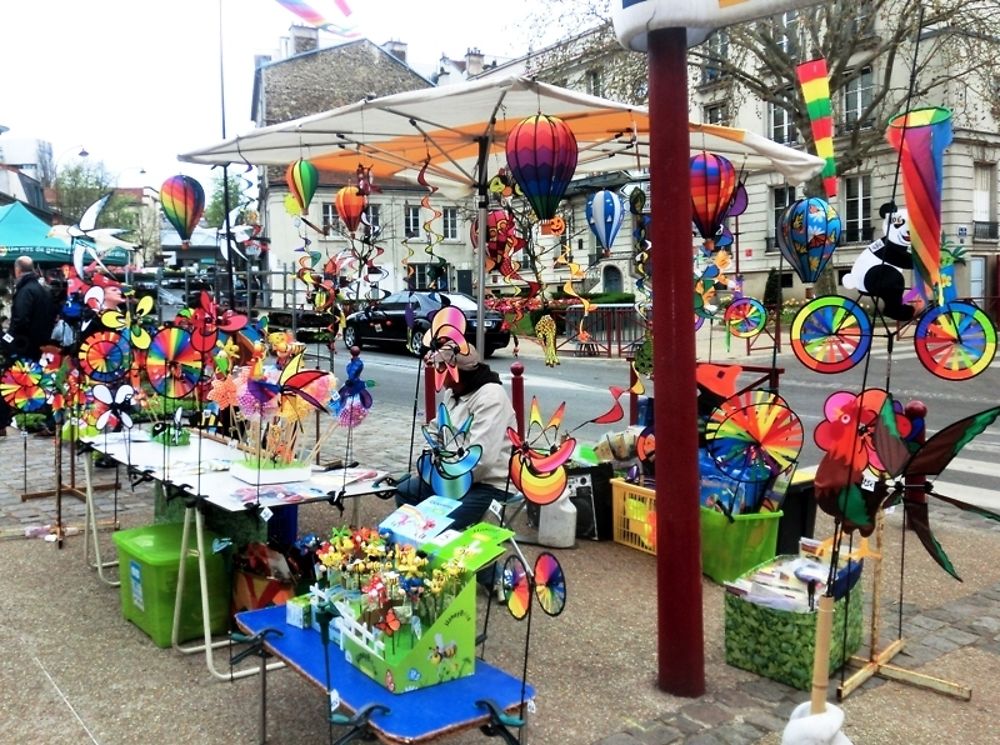 Jour de marché place de la Mairie