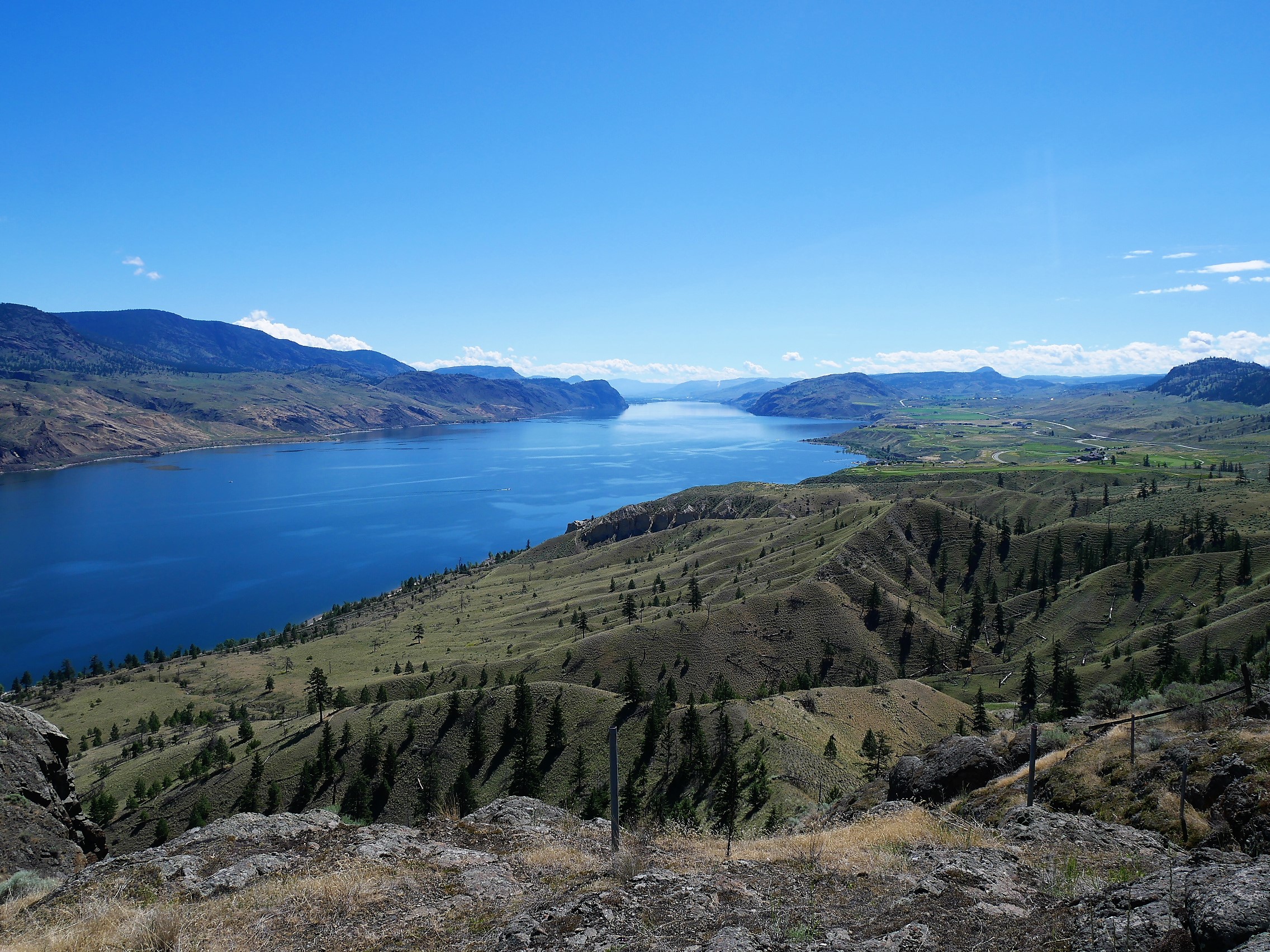 Lac de Kamloops au Canada Lac de Kamloops au Canada
