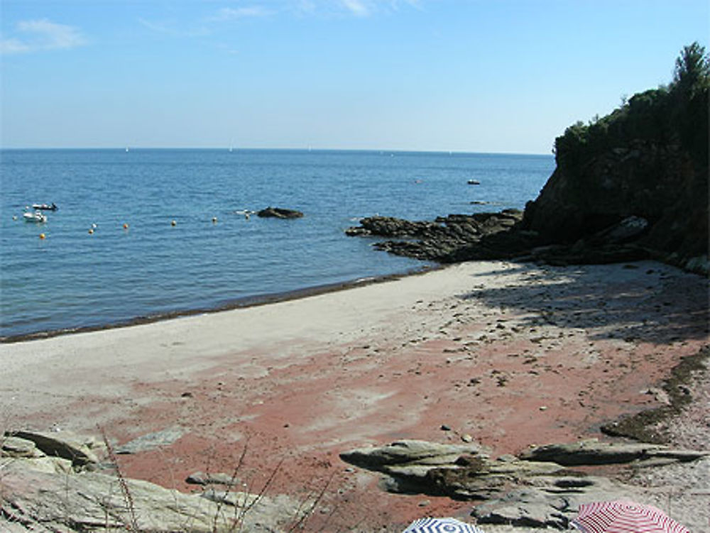 Plage des Sables-Rouges