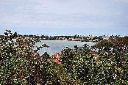 Vue sur la ville de Sao Tomé