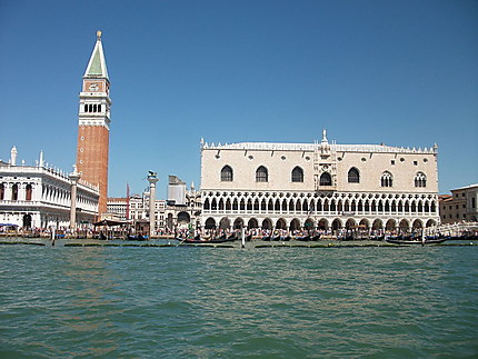 Venise Campanile de Saint-Marc et palais des doges