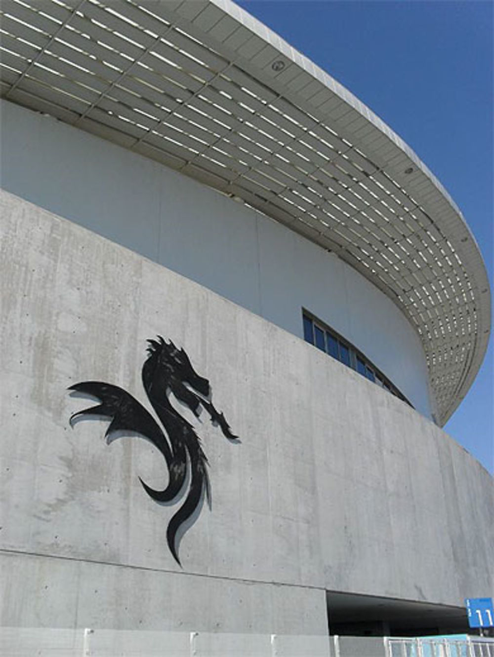 Le &quot;Dragao&quot;