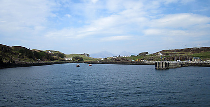Le port de l'île de Muck