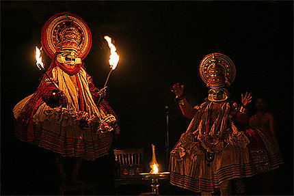 Danseurs de Kathakali