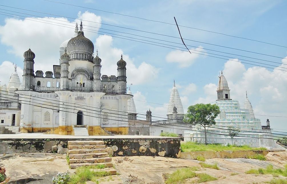 Temple Jain à Sonagiri