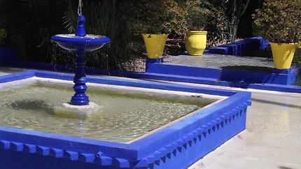 Fontaine au jardin Majorelle