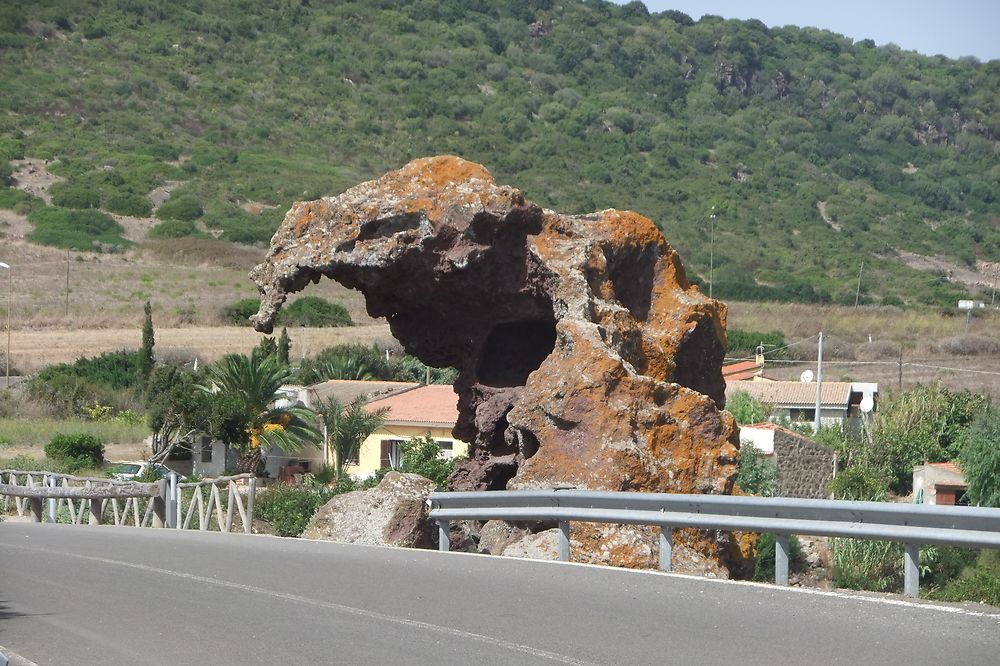 Rocher en Sardaigne