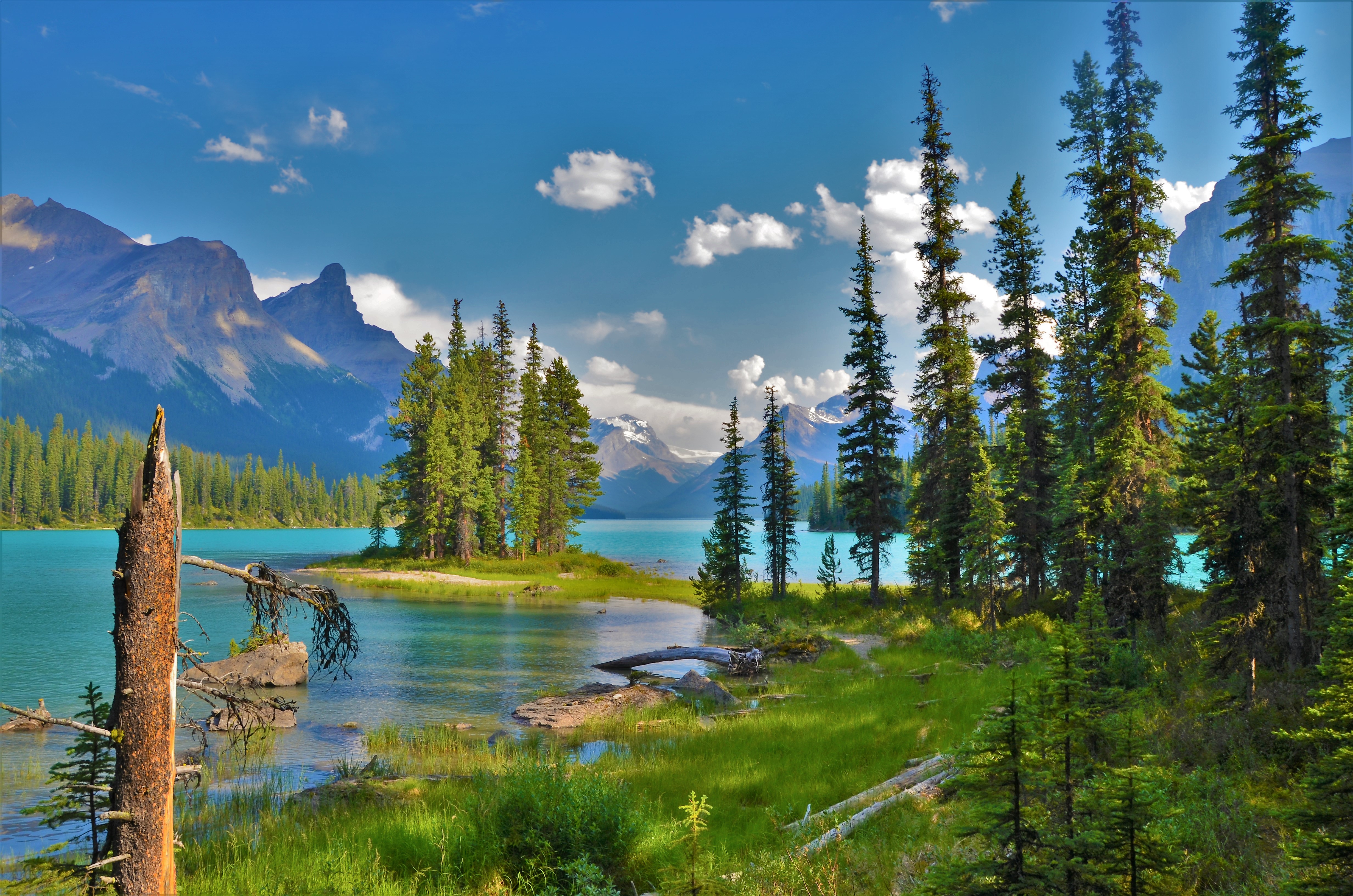 "COLORS OF MALIGNE LAKE" "COLORS OF MALIGNE LAKE"