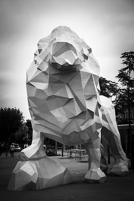 Bordeaux - Le Lion, sculpture de Xavier Veilhan