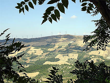 Vue sur le parc éolien de Lacedonia