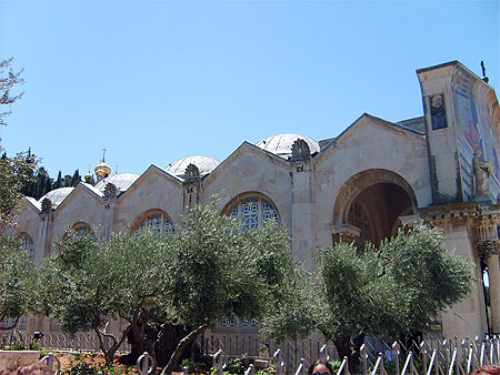 L'église des nations vue depuis le Gethsemane L'église des nations vue depuis le Gethsemane