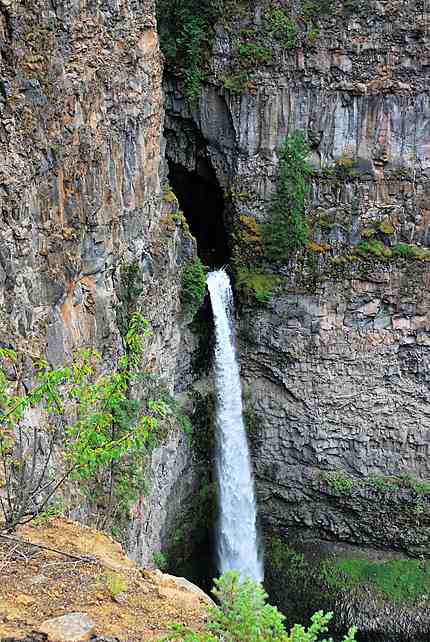Spahat Falls 
