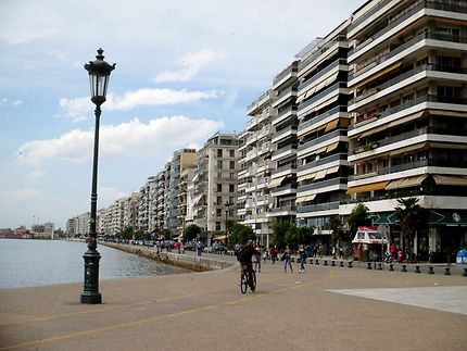 Promenande sur le front de mer