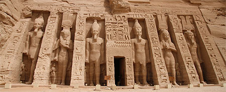 Le temple de la reine Le temple de la reine